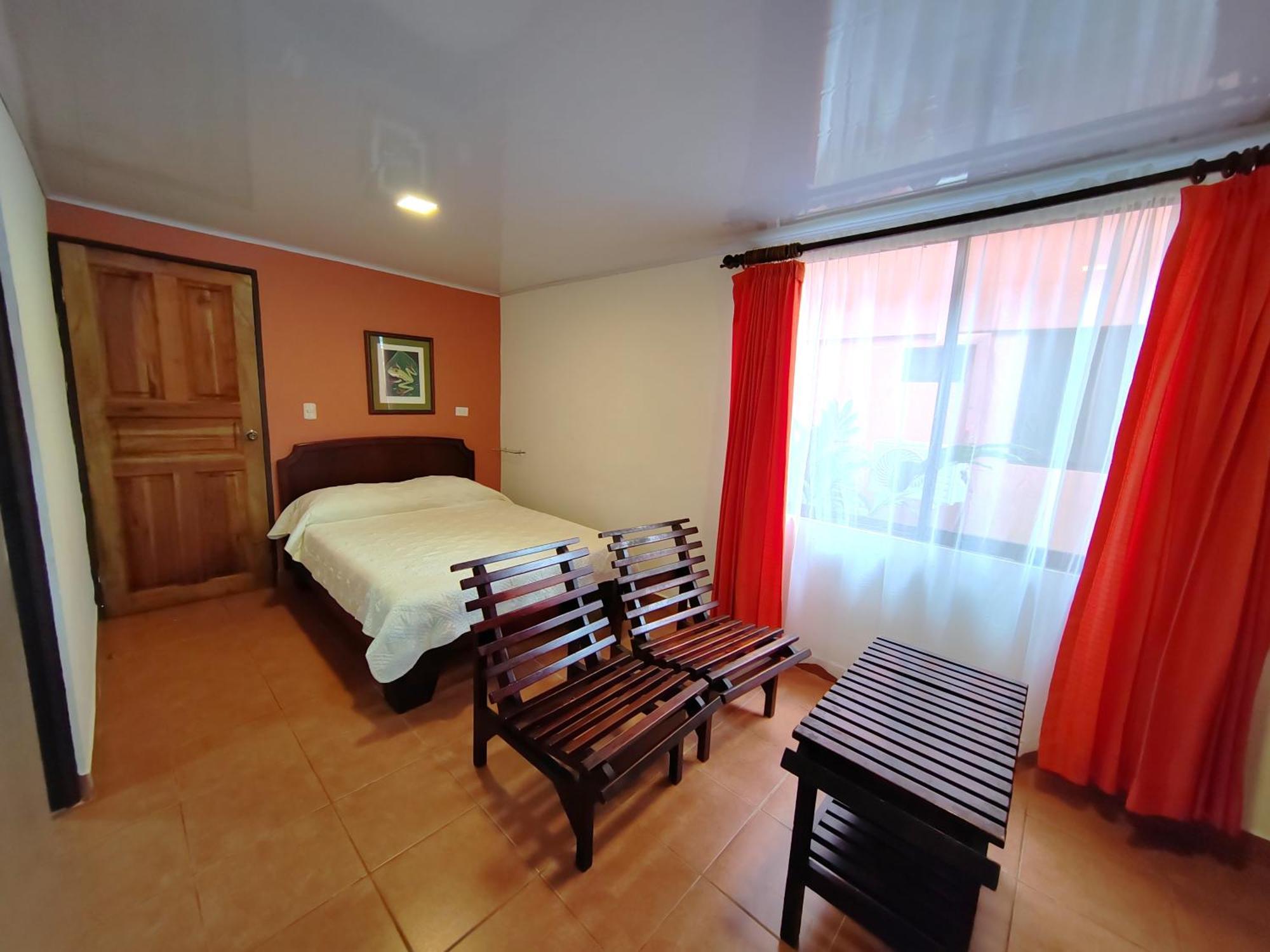 Hotel Los Ranchos Jacó Extérieur photo