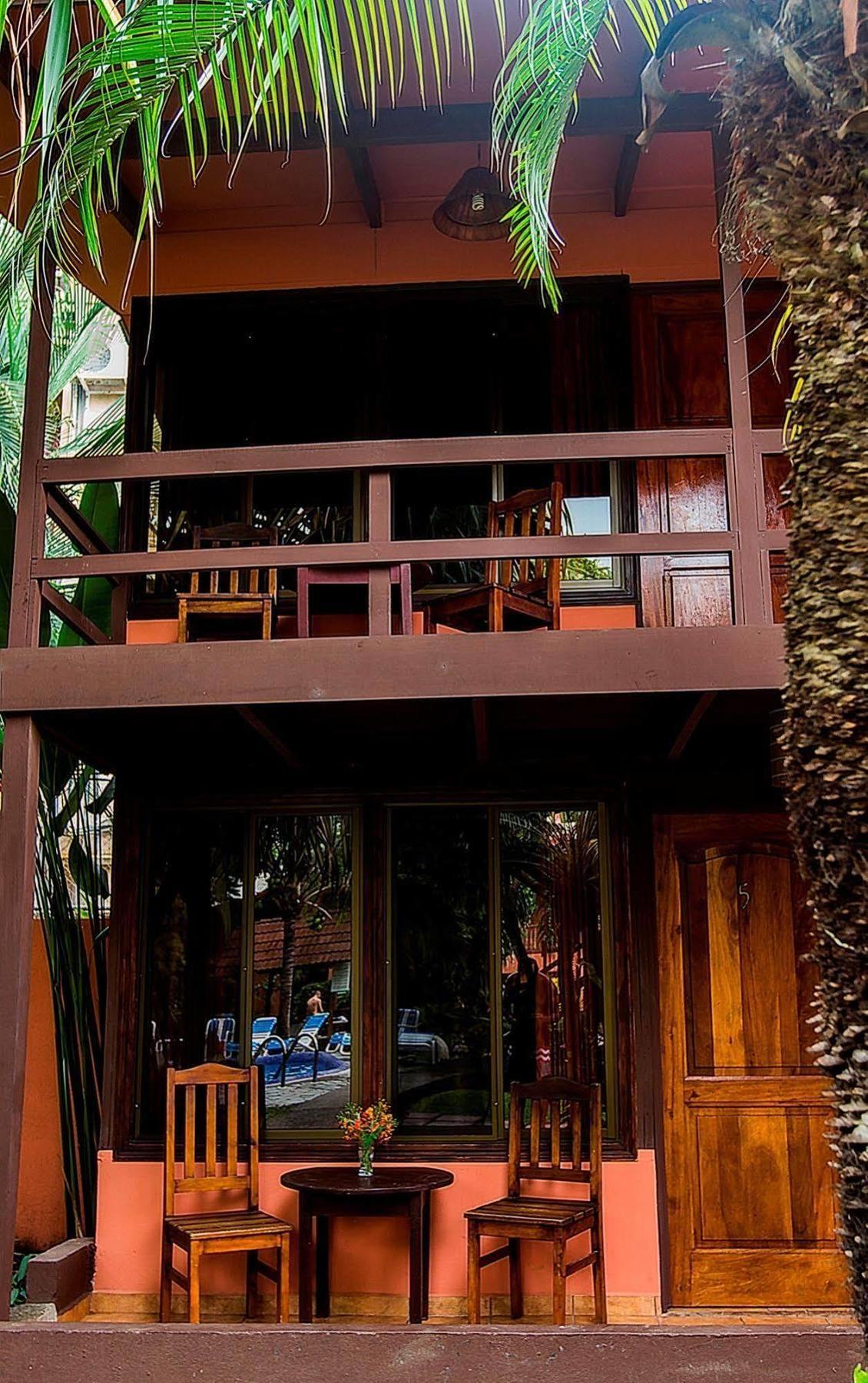 Hotel Los Ranchos Jacó Extérieur photo