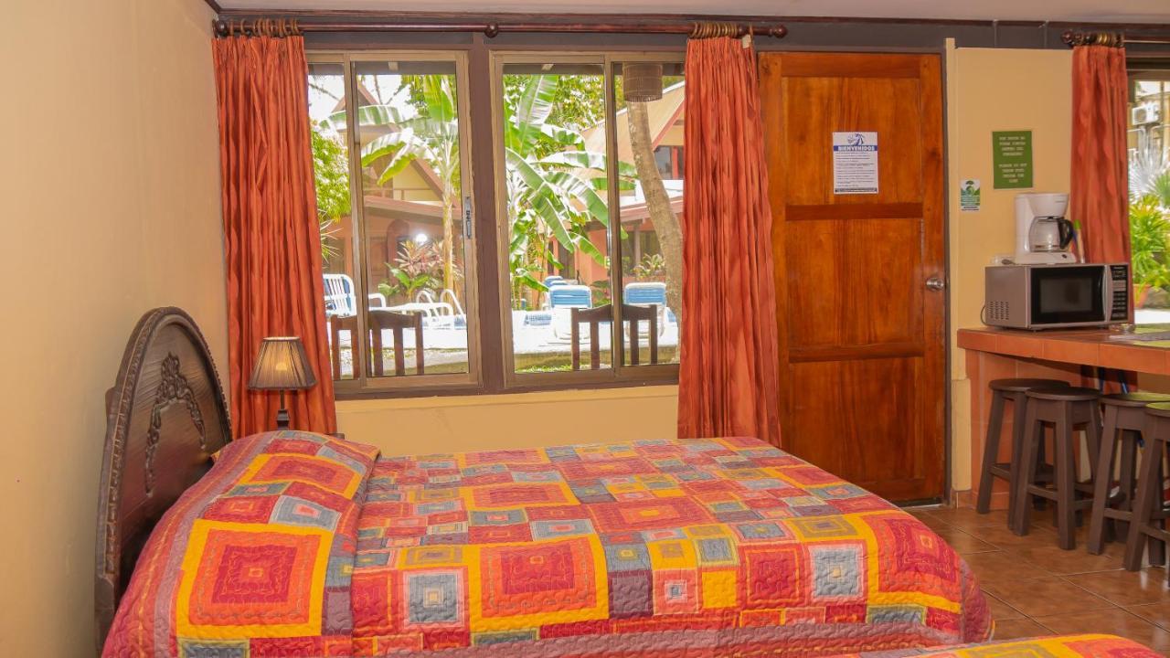 Hotel Los Ranchos Jacó Extérieur photo